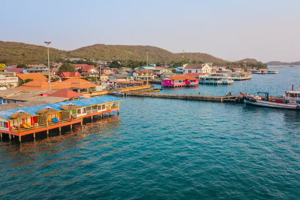ที่พักเกาะล้าน แนะนำโฮมสเตย์และรีสอร์ทติดทะเล