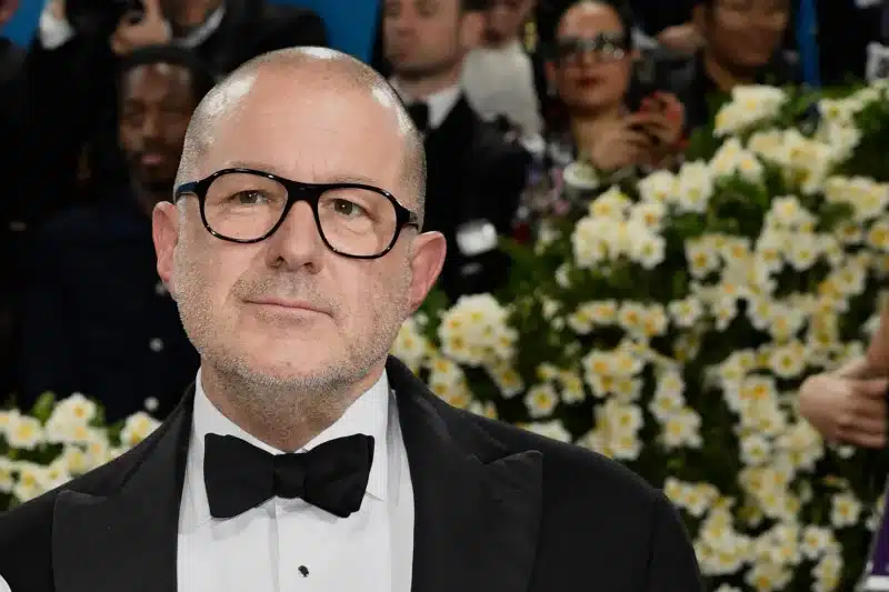 OpenAI จับมือ Jony Ive
