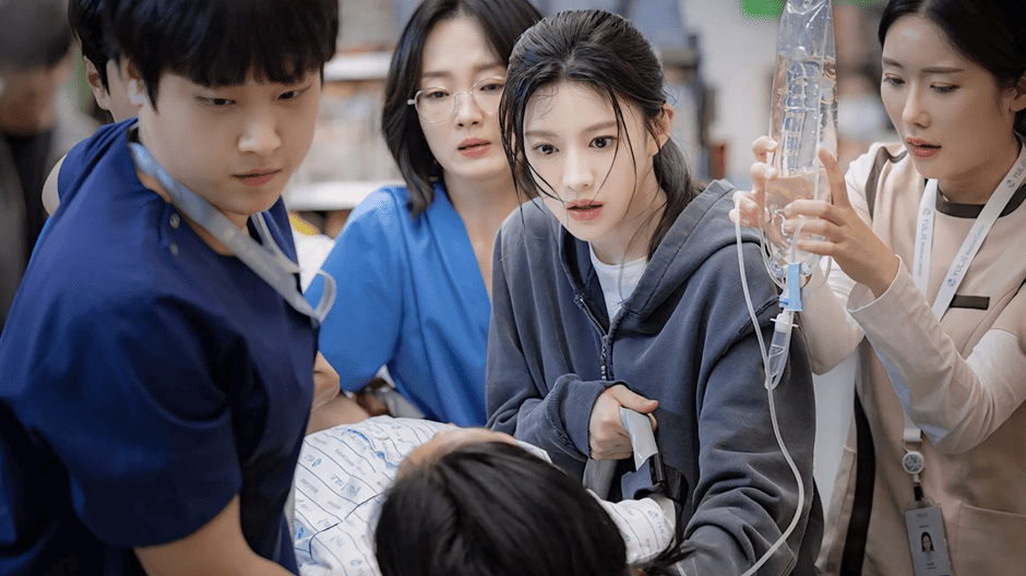 ชมความละมุนของโกยุนจองใน Resident Playbook ซีรีส์หมอที่ทำให้ ‘เสาร์-อาทิตย์’ กลายเป็นวันโปรดของคุณ