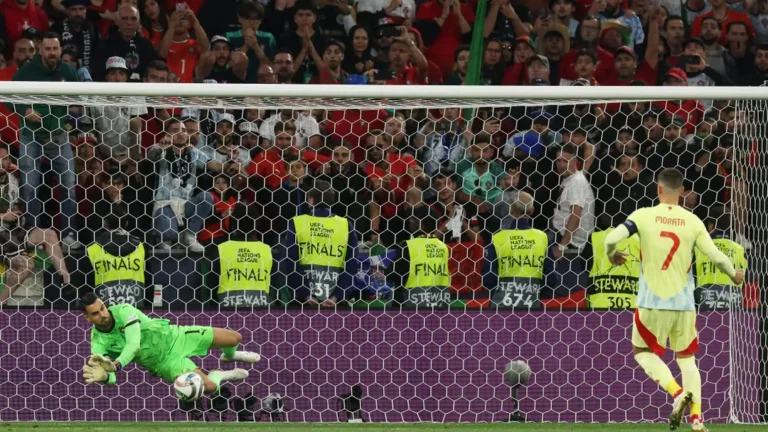 แฟนบอลอึ้ง! ยูฟ่ายืนยันมีผู้เสียชีวิตจากเกมนัดชิงยูฟ่าเนชั่นลีก